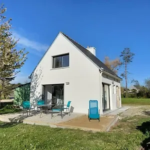 https://maisonnette-4-personnes-grand-jardin-privatif-proche.inbrittany.com